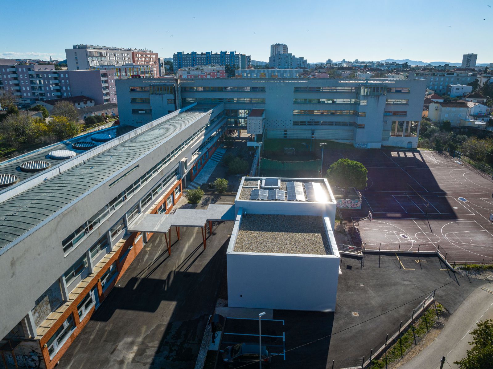 Fotonaponski sustav na dograđenoj zgradi strukovne škole Vice Vlatković