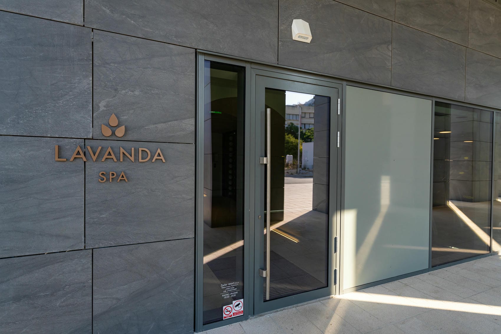 Hyatt Regency Zadar, WICSTYLE 75 evo vrata i WICTEC 50 fasada