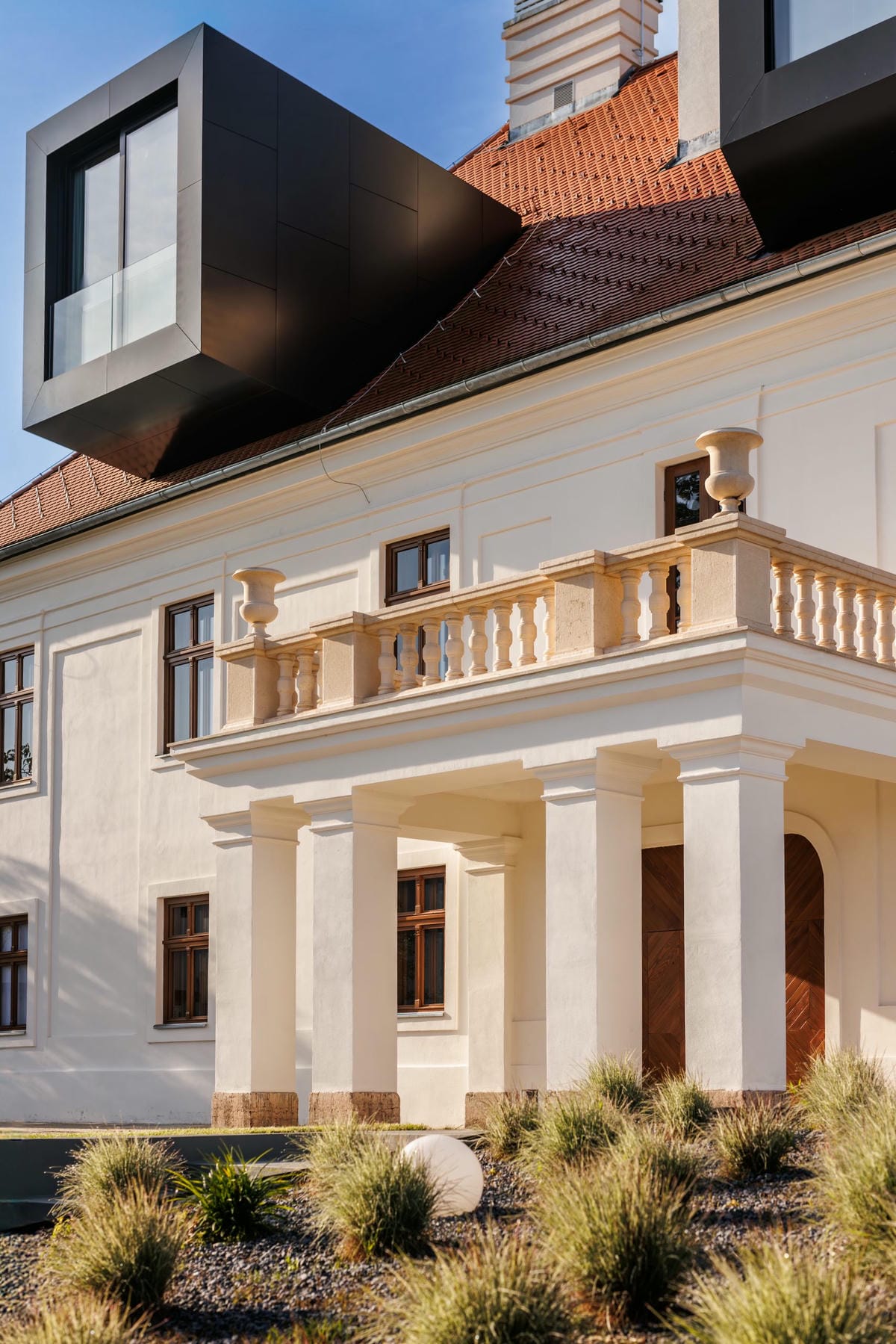 Kurija Mihalović, Feričanci