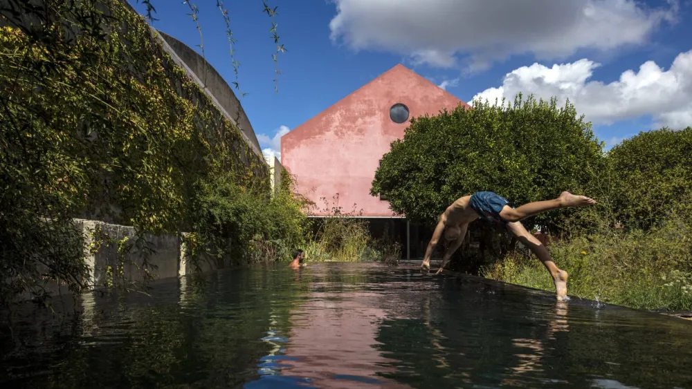 RED HOUSE (CASA VERMELHA), extrastudio, Portugal