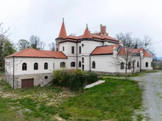 dvorac Dioš