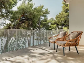 Vila Luma Hvar, Ivan Dolac