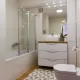 Bijela moderna kupaonica